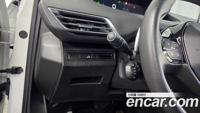 Peugeot 3008 (II) 1.6 BlueHDi GT Line 2018 — фото 16