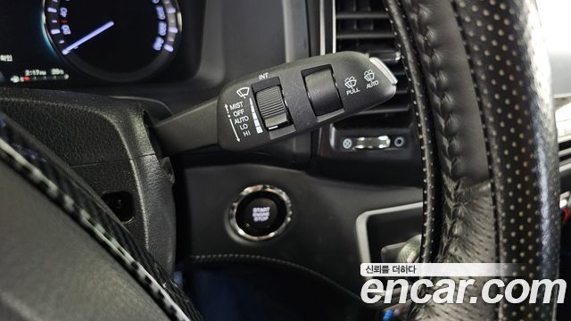 KG Mobility (SsangYong) Rexton Sports Khan Diesel 2.2 4WD Prestige Special (5-Link) 2020 — фото 14