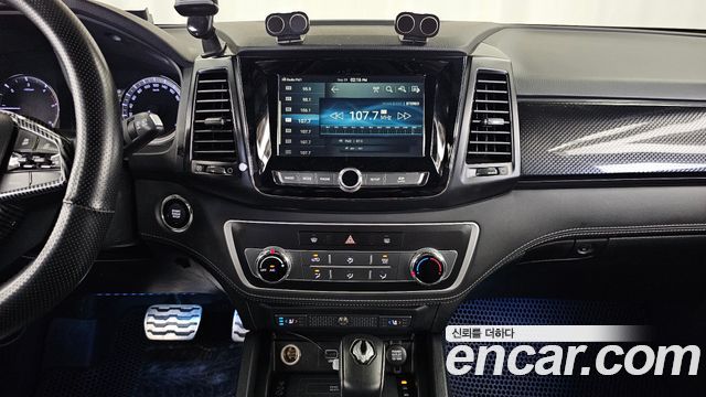 KG Mobility (SsangYong) Rexton Sports Khan Diesel 2.2 4WD Prestige Special (5-Link) 2020 — фото 15