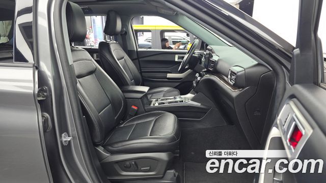 Ford Explorer (VI) 2.3 LimIted 4WD 2023 — фото 11