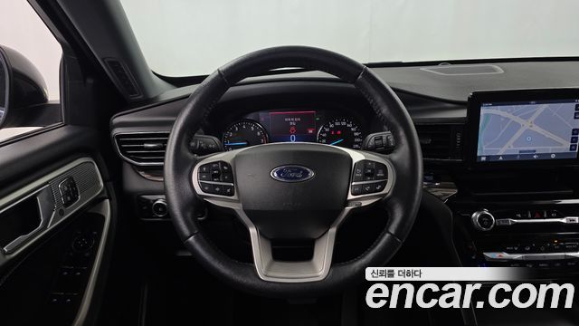 Ford Explorer (VI) 2.3 LimIted 4WD 2023 — фото 13