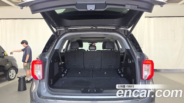 Ford Explorer (VI) 2.3 LimIted 4WD 2023 — фото 20