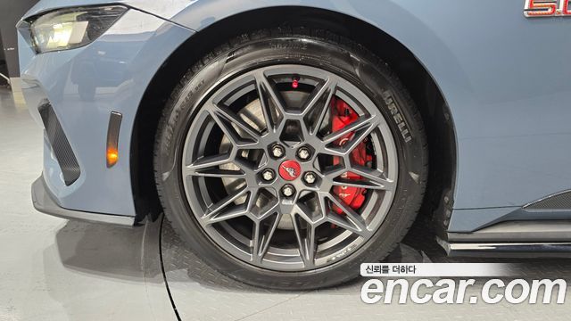 Ford Mustang (VII) 5.0 GT Premium Coupe 2024 — фото 5