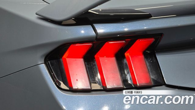 Ford Mustang (VII) 5.0 GT Premium Coupe 2024 — фото 23