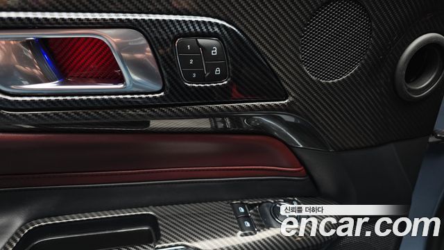 Ford Mustang (VII) 5.0 GT Premium Coupe 2024 — фото 31