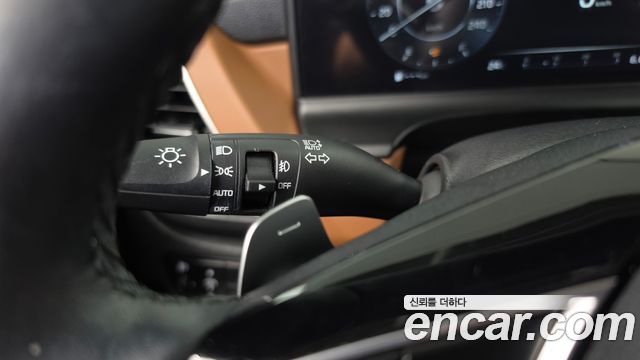 Kia Seltos Gasoline 1.6 Turbo 4WD Signature 2024 — фото 18