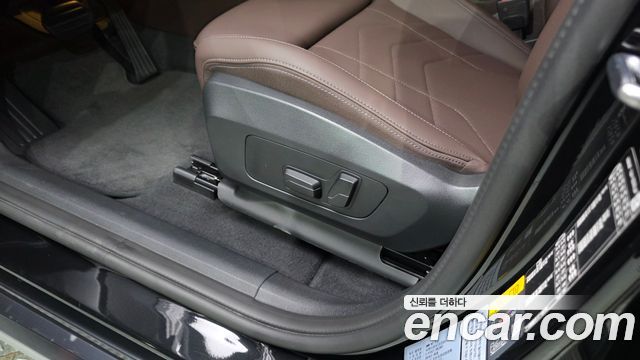 BMW iX1 (U11) xDrive 30 xLine 2024 — фото 32