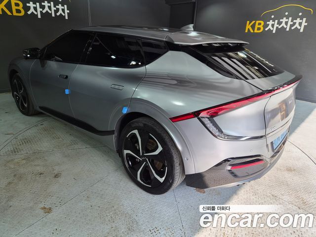 Kia EV6 Long Range 4WD GT Line 2022 — фото 4