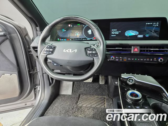Kia EV6 Long Range 4WD GT Line 2022 — фото 10
