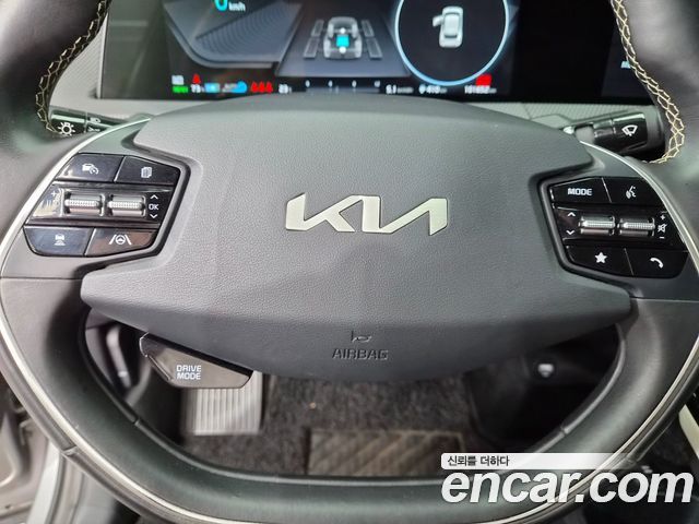 Kia EV6 Long Range 4WD GT Line 2022 — фото 20