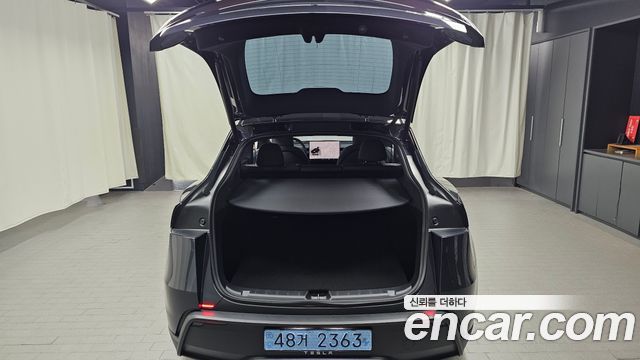 Tesla Model Y Premium Long Range AWD 2026 — фото 18