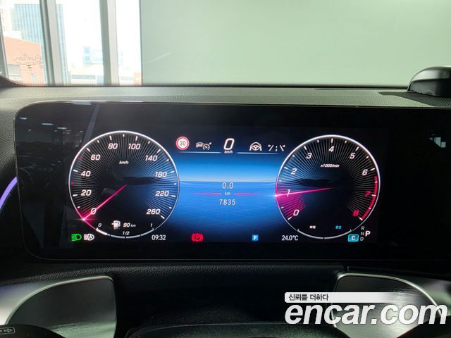 Mercedes-Benz GLB-Class (X247) GLB250 4MATIC 2026 — фото 8