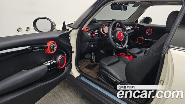 MINI Cooper HIGH Third Generation 2019 — фото 10