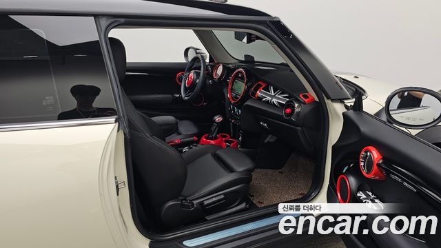 MINI Cooper HIGH Third Generation 2019 — фото 15