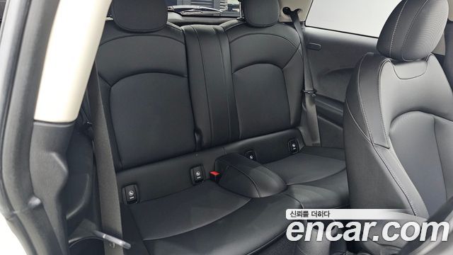 MINI Cooper HIGH Third Generation 2019 — фото 16