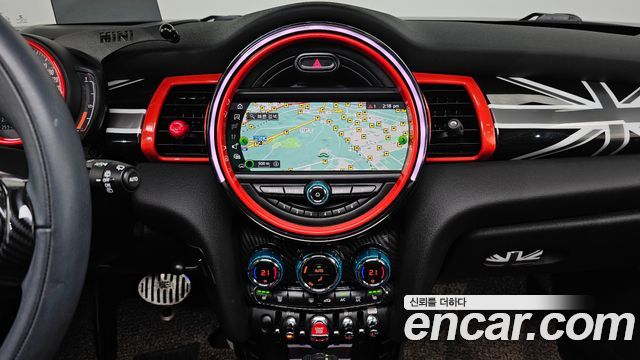 MINI Cooper HIGH Third Generation 2019 — фото 18