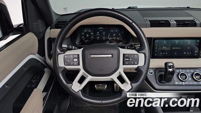 Land Rover Defender (L663) 90 D250 SE 2022 — фото 13