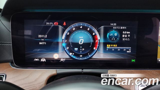 Mercedes-Benz E-Class (W213) E300 4MATIC Exclusive 2020 — фото 8