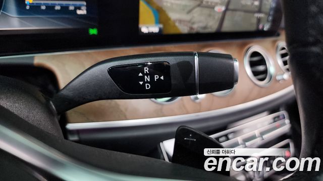 Mercedes-Benz E-Class (W213) E300 4MATIC Exclusive 2020 — фото 9