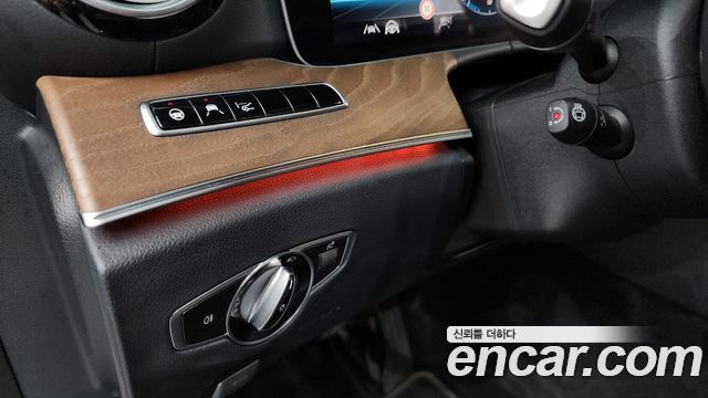 Mercedes-Benz E-Class (W213) E300 4MATIC Exclusive 2020 — фото 30