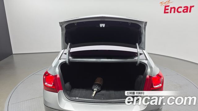 Chevrolet Amazing New Cruze 1.8 LT Deluxe 2016 — фото 20
