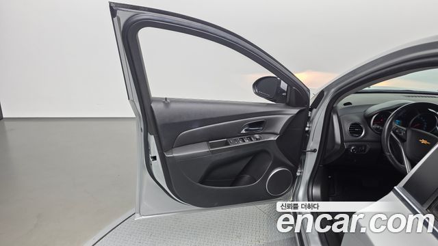 Chevrolet Amazing New Cruze 1.8 LT Deluxe 2016 — фото 24