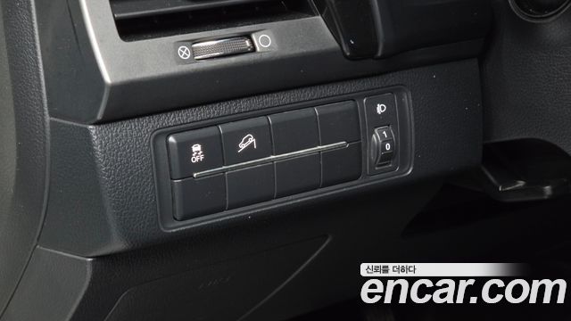 KG Mobility (SsangYong) Rexton Sports Diesel 2.2 4WD Prestige 2021 — фото 17