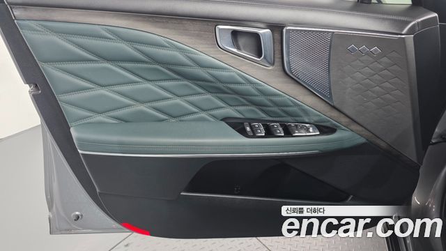 Kia K8 Hybrid Signature Special 2023 — фото 28