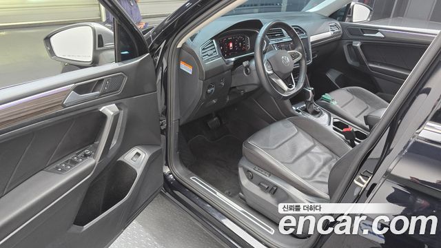 Volkswagen Tiguan Allspace 2.0 TSI Prestige 2022 — фото 10
