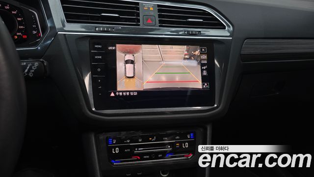 Volkswagen Tiguan Allspace 2.0 TSI Prestige 2022 — фото 15