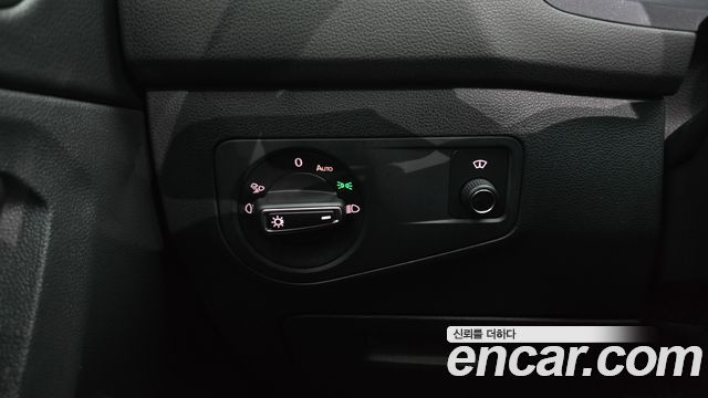 Volkswagen Tiguan Allspace 2.0 TSI Prestige 2022 — фото 29