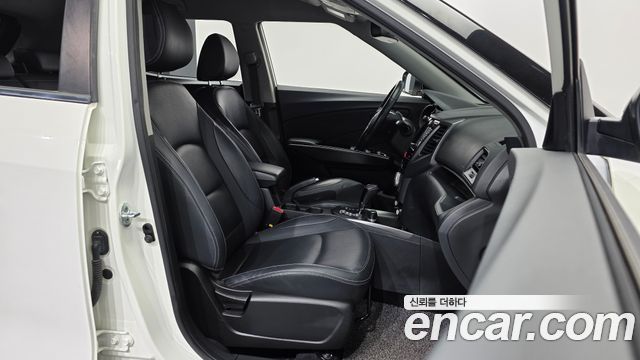KG Mobility (SsangYong) Tivoli VX 2WD 2017 — фото 11