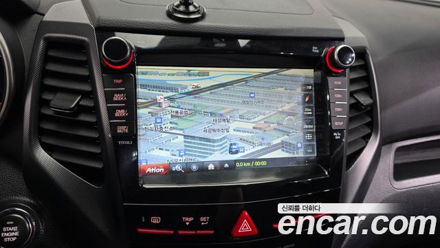 KG Mobility (SsangYong) Tivoli VX 2WD 2017 — фото 14