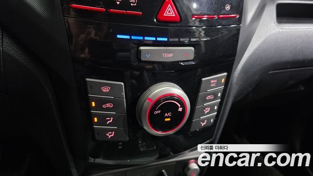 KG Mobility (SsangYong) Tivoli VX 2WD 2017 — фото 16