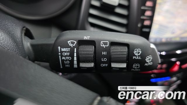 KG Mobility (SsangYong) Tivoli VX 2WD 2017 — фото 18