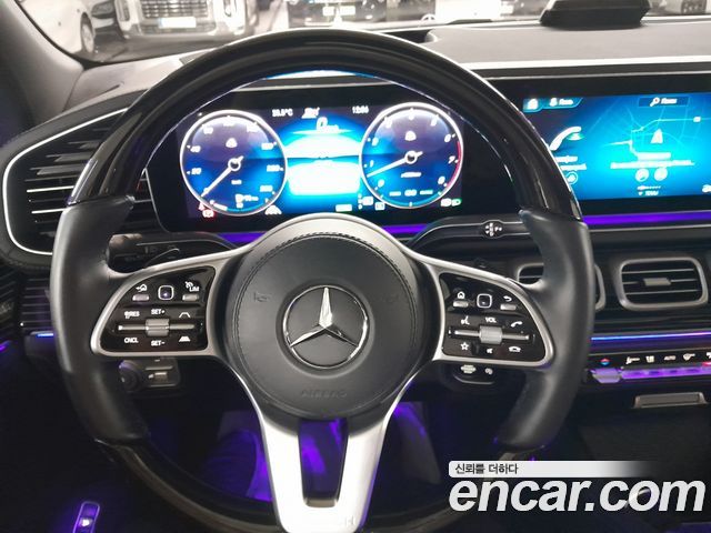 Mercedes-Benz GLS-Class (X167) Maybach GLS600 4MATIC Manufakur 2022 — фото 15