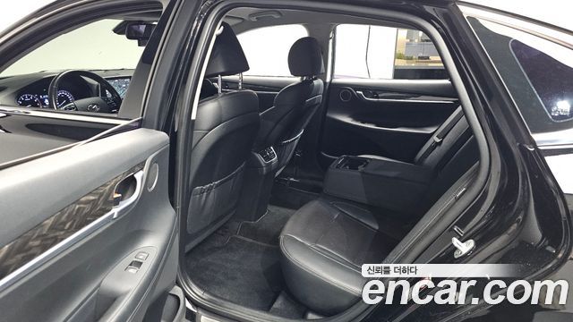 Hyundai Grandeur (IG) 2.4 Modern 2019 — фото 12