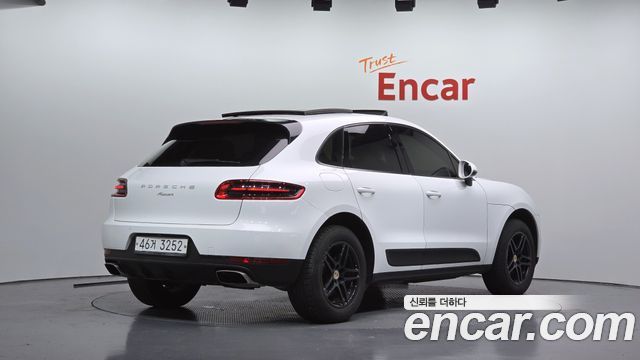 Porsche Macan 2.0 95B 2017 — фото 2