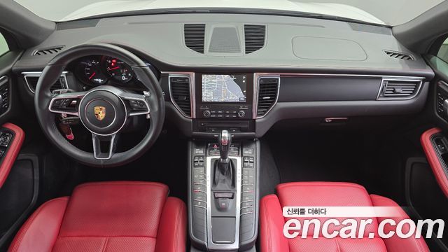 Porsche Macan 2.0 95B 2017 — фото 7