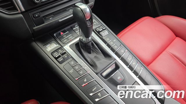 Porsche Macan 2.0 95B 2017 — фото 9