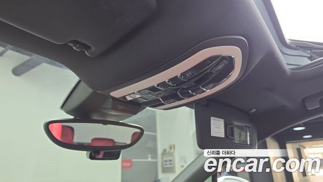 Porsche Macan 2.0 95B 2017 — фото 18