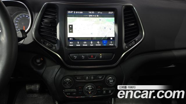 Jeep Cherokee (KL) 2.4 Longitude High AWD 2019 — фото 12