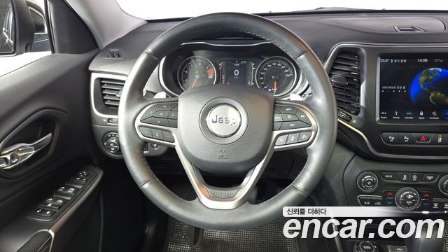 Jeep Cherokee (KL) 2.4 Longitude High AWD 2019 — фото 13