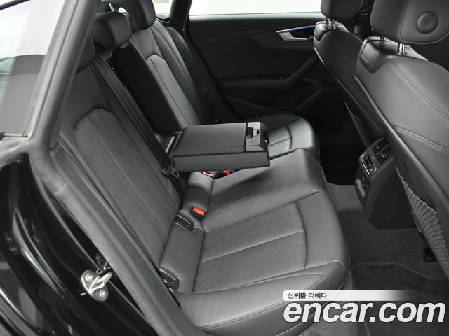 Audi A5 (F5) 40 TFSI Quattro Premium Sportback 2023 — фото 16