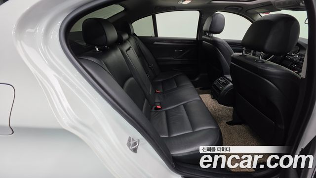 BMW 5 Series (F10) 520d M Aero Dynamic 2016 — фото 19