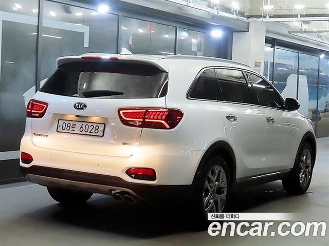 Kia Sorento Diesel 2.2 2WD Master Special 2020 — фото 4