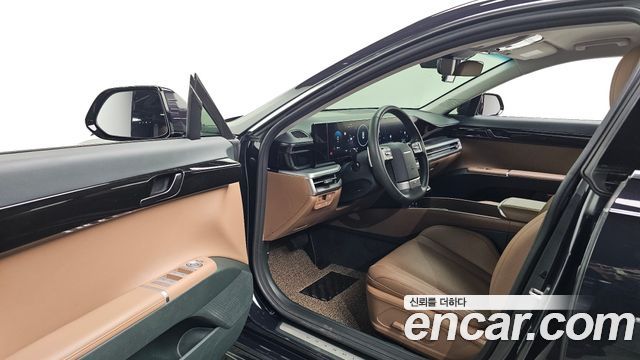 Hyundai Grandeur (GN7) 2,5 Gasoline 2WD Premium 2023 — фото 10