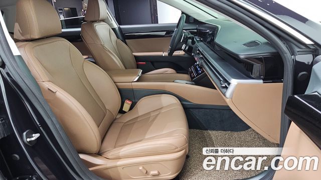 Hyundai Grandeur (GN7) 2,5 Gasoline 2WD Premium 2023 — фото 16