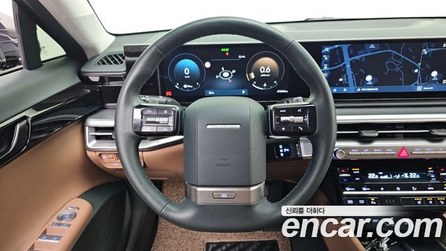 Hyundai Grandeur (GN7) 2,5 Gasoline 2WD Premium 2023 — фото 19
