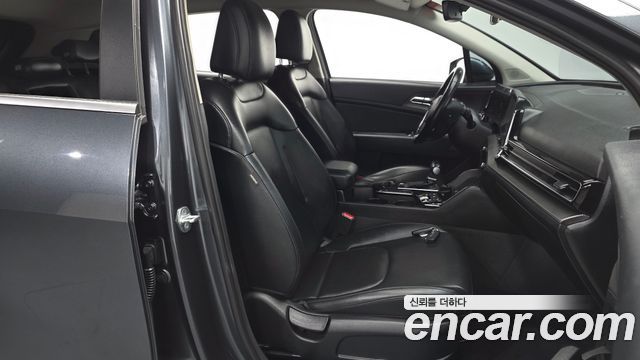 Kia Sportage (V) Diesel 2.0 2WD Prestige 2023 — фото 12